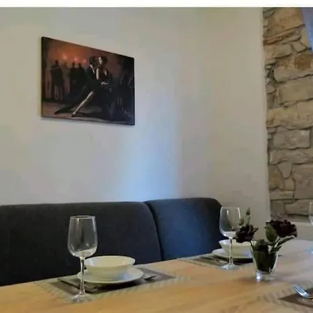 Colloseum View From The Апартаменти Пула