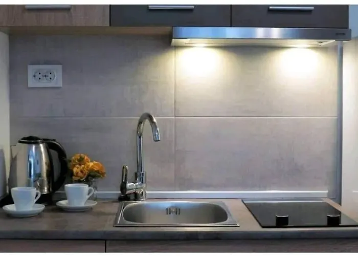 Апартаменты Colloseum View From The Пула